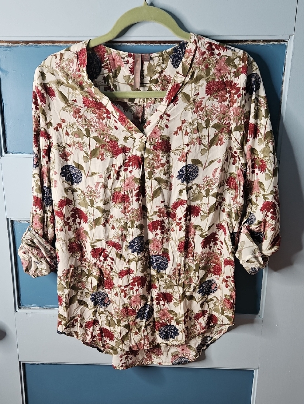 Brina & Em Women's Floral Blouse - Cream with Red & Blue Flowers Med